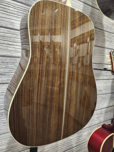 Store Special Product - Martin Guitars - HD-28 V18